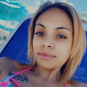 Meet your Posher, Yadi